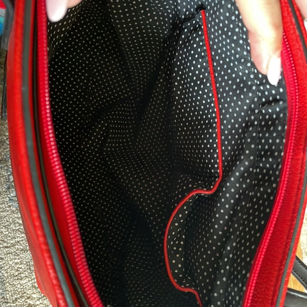 Red Purse - Picture 7 of 8